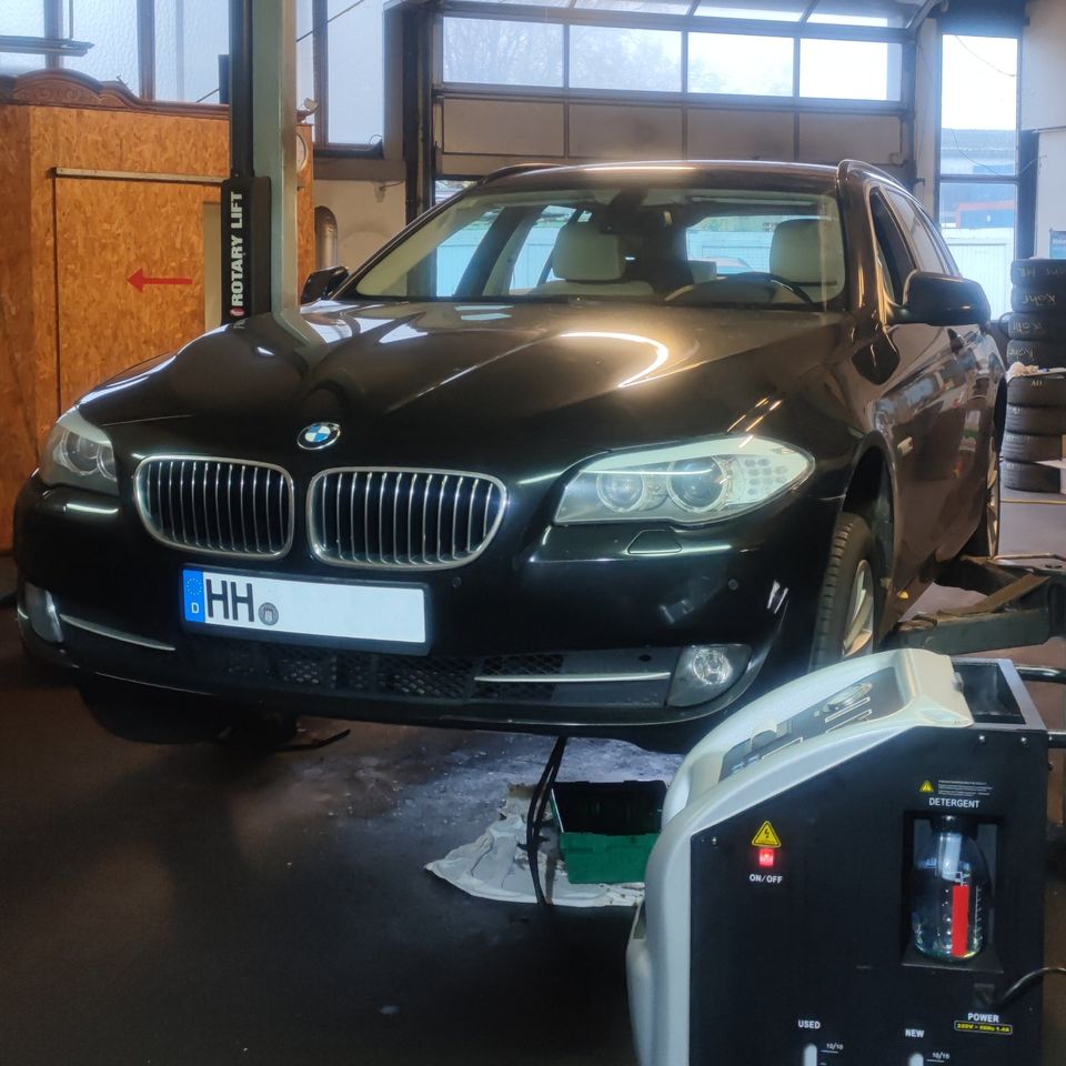 Getriebespülung / Getriebedialyse® BMW ZF8 F10 F11 F10 F25 F30 F32 F33 F85 F82 in Bargteheide