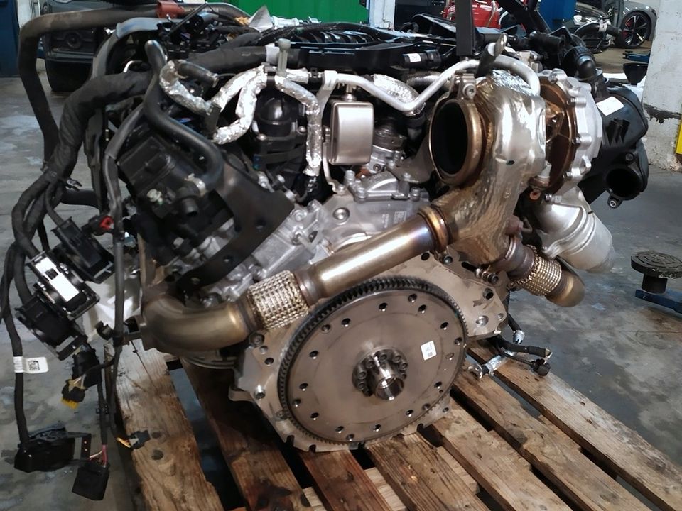 Motor Audi Q7 Q8 A7 A6 3.0 TDI DHX DHXA 286PS komplett in Torgau