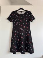 Kleid schwarz mit Blumen / Blumenmuster von H&M, Größe M/38 Nordrhein-Westfalen - Heinsberg Vorschau