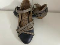 Mustang Schuhe/Pumps Größe 38 Nordrhein-Westfalen - Rheine Vorschau