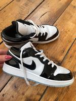 Nike Jordan low 38,5 Köln - Nippes Vorschau