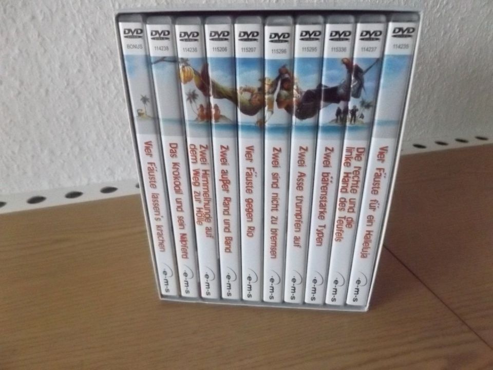 10 DVD Terence Hill und Bud Spencer in einer Box in Magdeburg