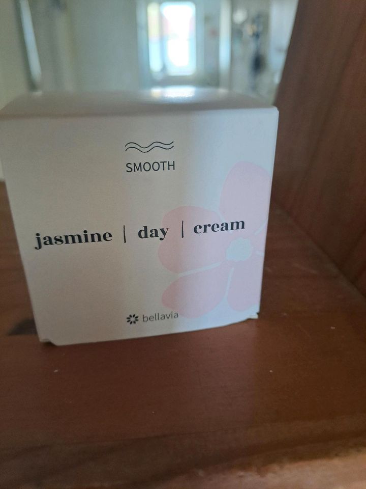Jasmin Day cream in Regensburg