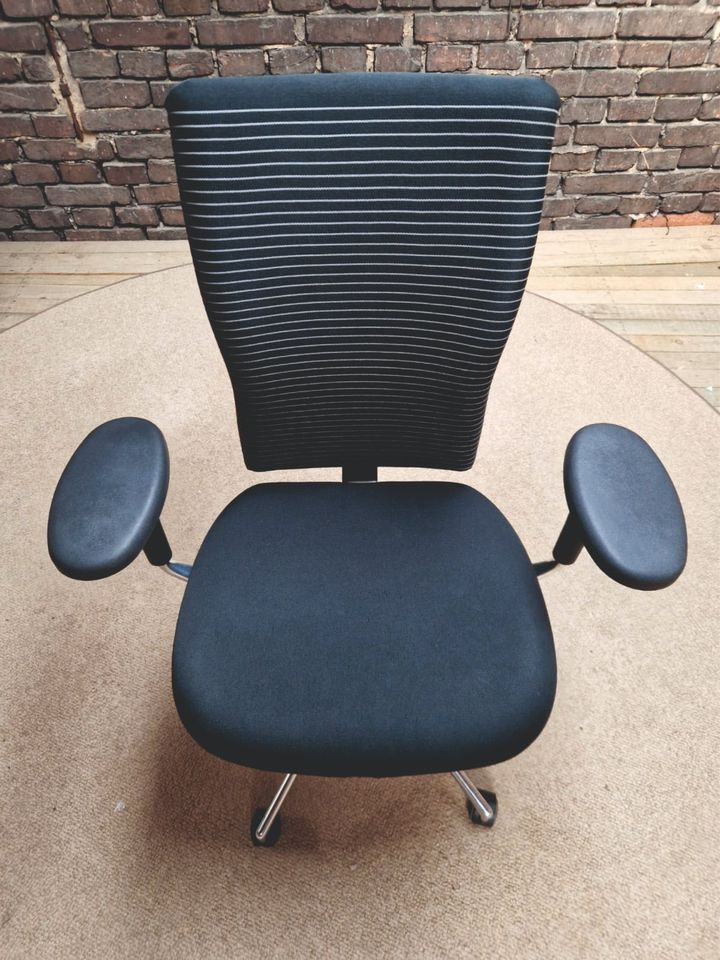 VITRA - T-Chair - Bürostuhl - Schreibtischstuhl - Chefsessel in Fürth