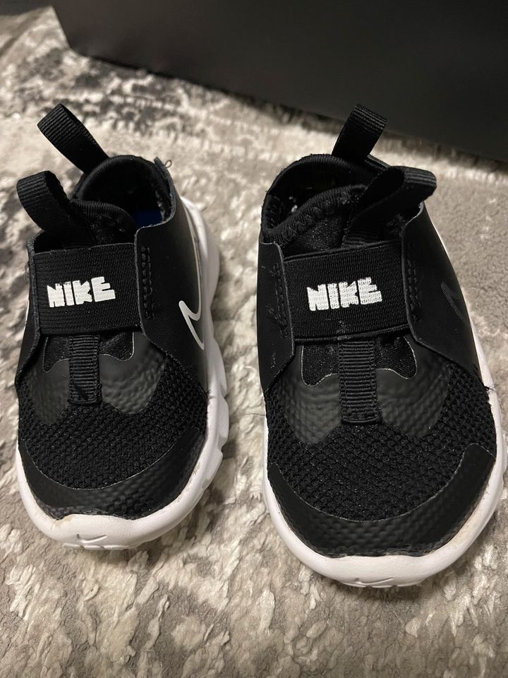 Nike Schuhe 21 in Schermbeck