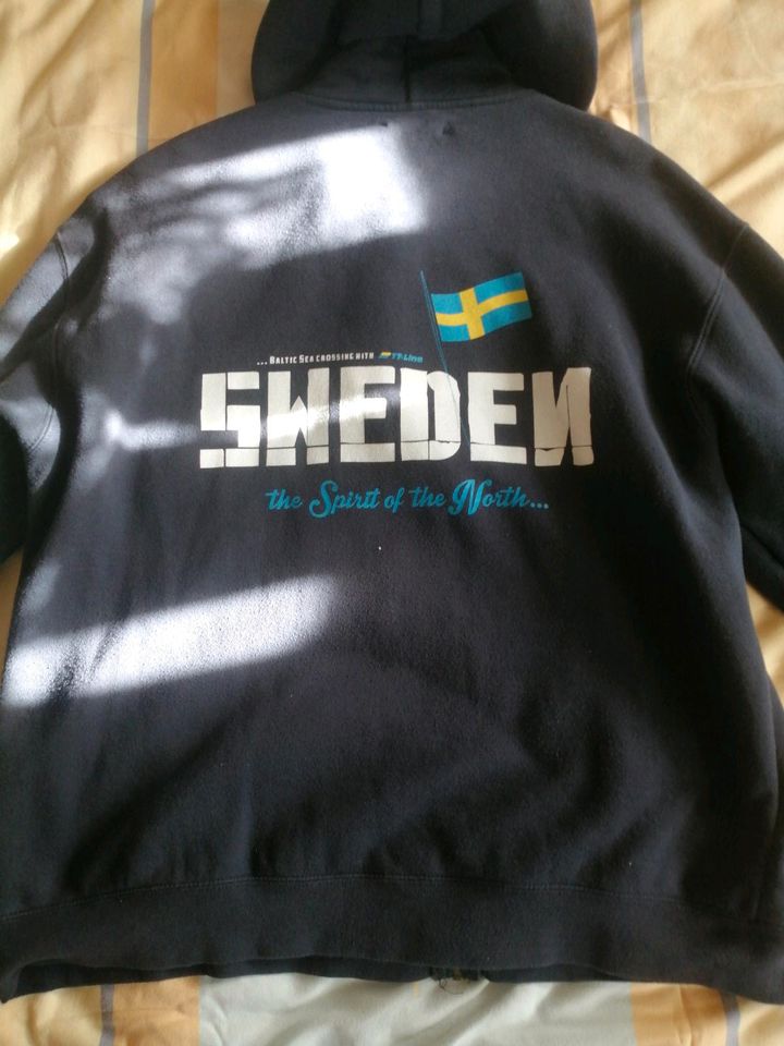 Sweetjacke Sweden Gr. L in Grimma