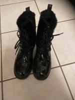 Schnürstiefeletten schwarz, lackoptik von Catwalk, Größe 39 Nordrhein-Westfalen - Bad Berleburg Vorschau