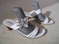 More&More Sandalen Gr. 39 weiß mit Blüte Thüringen - Nordhausen Vorschau