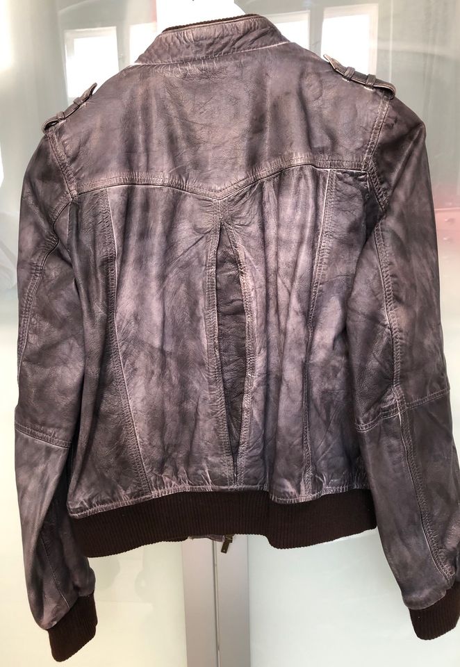 PEPE JEANS Lederjacke, Gr. M, grau/anthrazit in Berlin