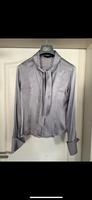 Silber graue Seide Bluse xs s m Hessen - Geisenheim Vorschau