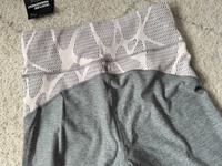 Neu Puma leggings Sporthose rosa spitze grau meliert lace Hessen - Stadtallendorf Vorschau
