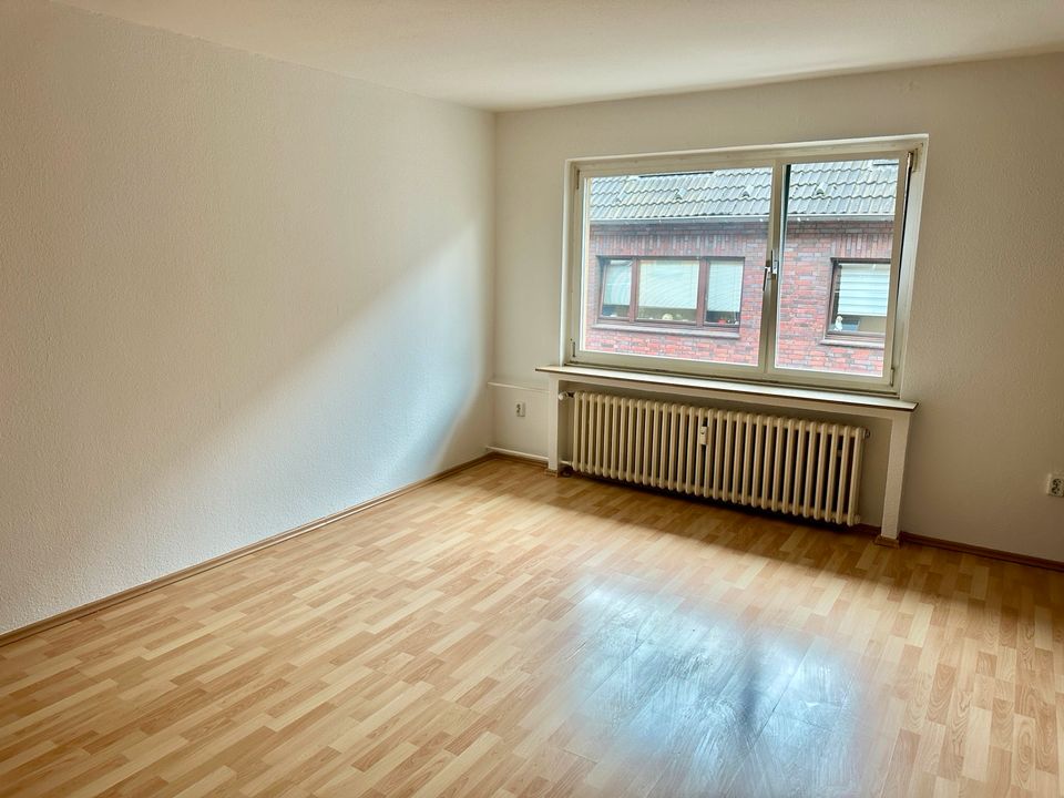2 Zimmer Wohnung in 47137 Duisburg Mittelmeiderich in Duisburg