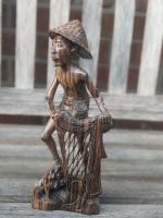 Asiatischer Mann Holzfigur 31cm Niedersachsen - Drestedt Vorschau