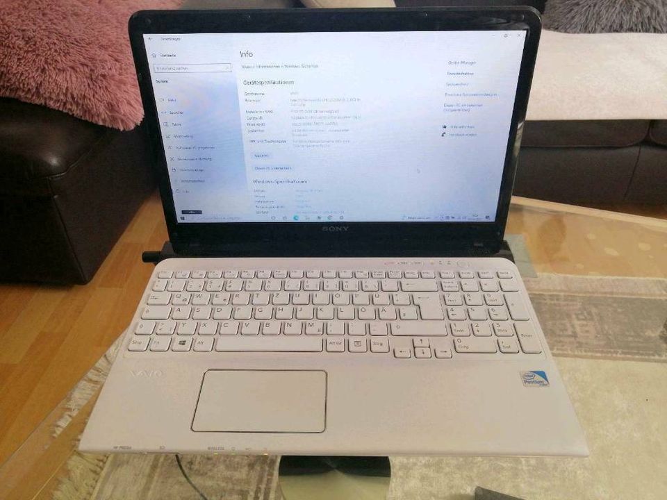 SONY VAIO   SVE151J13M in Nürnberg (Mittelfr)