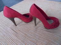 Highheels rot Zara  Größe 37 Pankow - Weissensee Vorschau