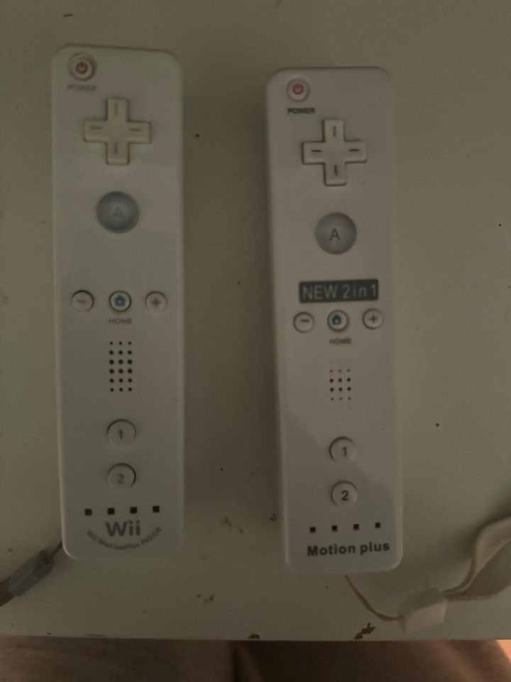 Nintendo Wii | Konsole + Lenkrad + 2 Controller | 4 Spiele in Ludwigshafen