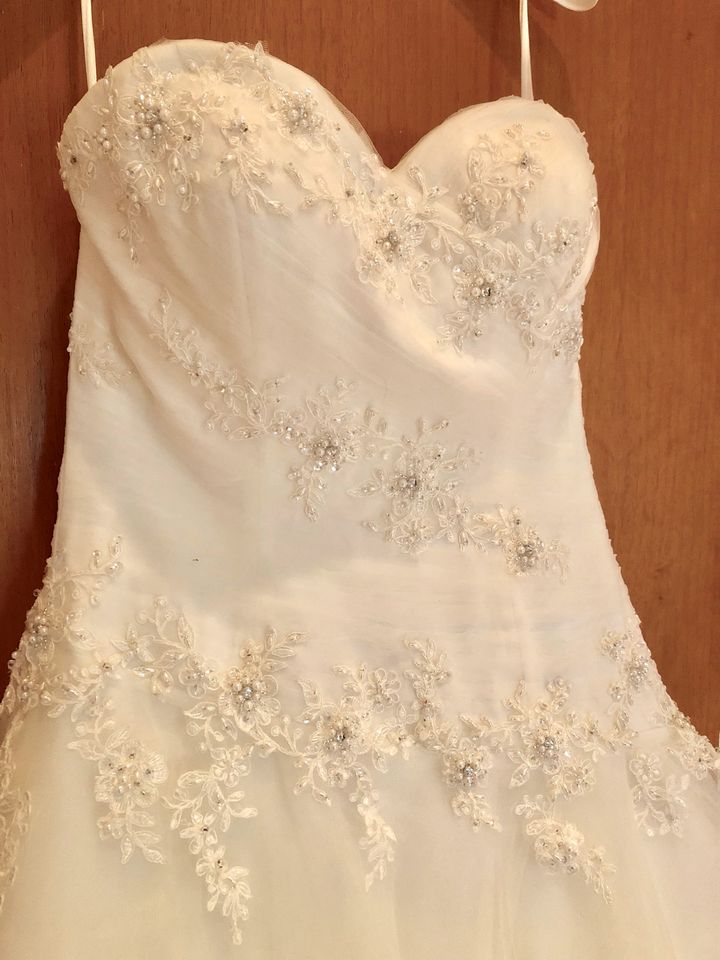 Hochzeitskleid Brautkleid Sweetheart Ivory 6015 Gr. 38 in Werne