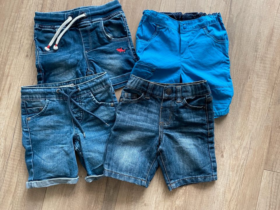 4 x kurze Hose Jeans Größe 92 top Zustand in Salzkotten