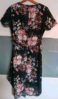 Wie neu ~ Hübsches Sommerkleid (v. Shein), Gr.M, schwarz/floral Hessen - Grebenhain Vorschau