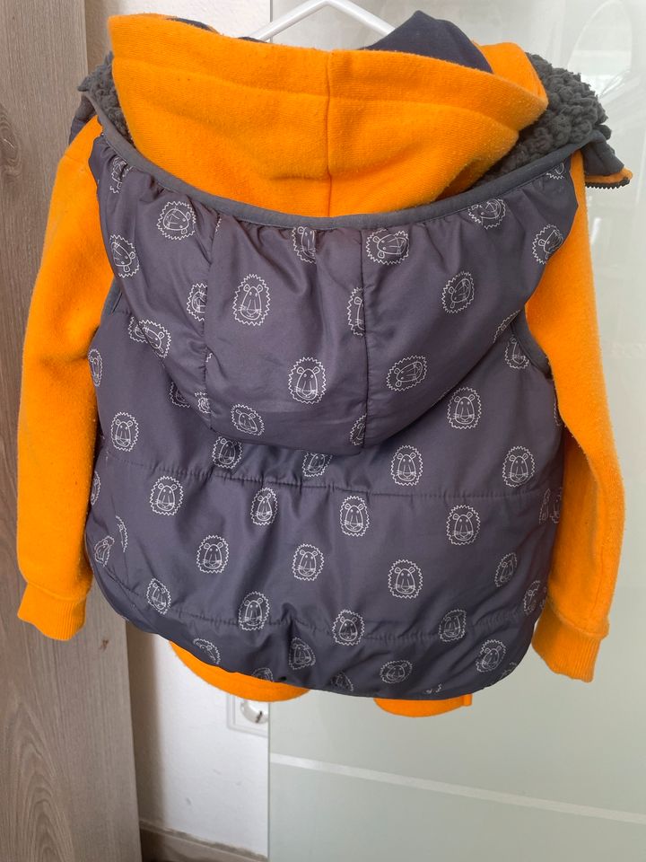 Tolles Set für das Frühjahr Pullover und Weste Gr. 92/98 in Ried