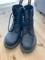 Dr. Martens Leder Schwarz 38 Nordrhein-Westfalen - Velbert Vorschau