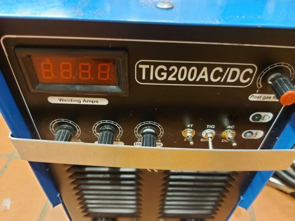 Schweißgerät Dreiling Tools TIG 200 AC/DC ,2 Takt/4 Takt in Hamburg