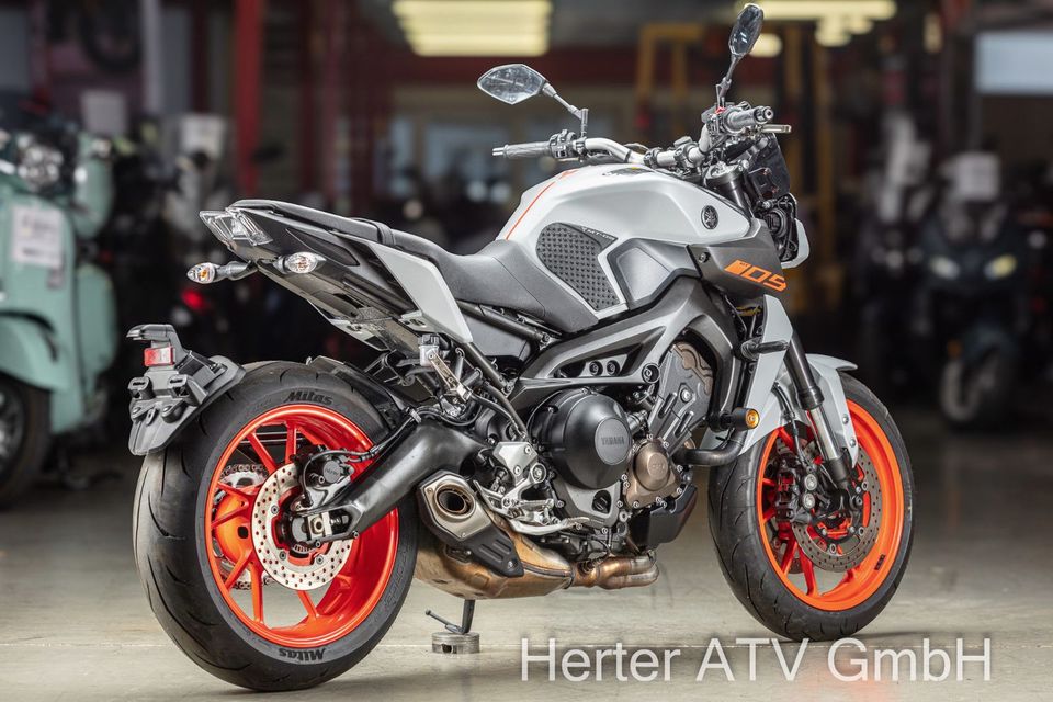 Yamaha MT 09 in Waldlaubersheim