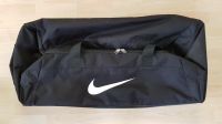 Nike Reisetasche Sporttasche riesig XXXL Mecklenburg-Vorpommern - Neubrandenburg Vorschau