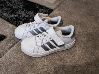 Adidas Kinderschuhe Neuwertig Hessen - Niedenstein Vorschau