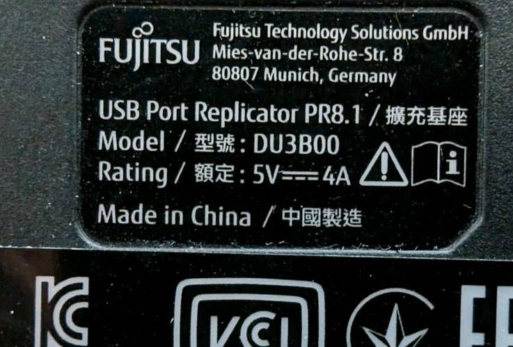 Fujitsu USB Port Replicator PR8.1 Docking Station display Link 4K in Bietigheim-Bissingen