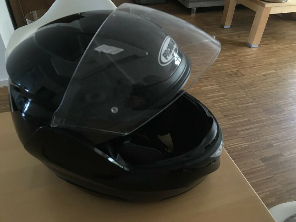 ProBiker Helm schwarz glänzend in Aachen