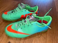 Tolle Nike Fußball Schuhe gr 33,5 neon Nordrhein-Westfalen - Meckenheim Vorschau