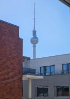 Bezugsfreie helle 2 Zimmer ETW m. Tiefgaragenplatz & Dachterrasse Berlin - Mitte Vorschau