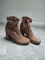 Stiefeletten neu Gr. 39 Niedersachsen - Heeslingen Vorschau