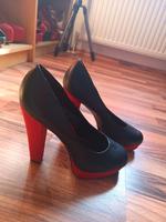 Graceland Plateau High Heels – Rot-Schwarz – Größe 40 – 11 cm Niedersachsen - Papenburg Vorschau