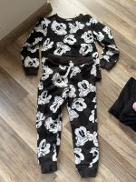 H&M Mickey Mouse Disney Jogginganzug schwarz weiß 122 128 Niedersachsen - Wardenburg Vorschau