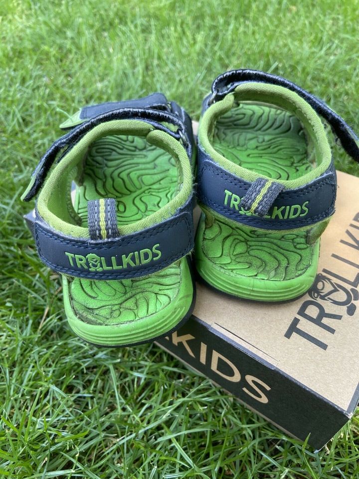 Sandalen Trollkids Orrestrand in Gr. 30 in Hatten