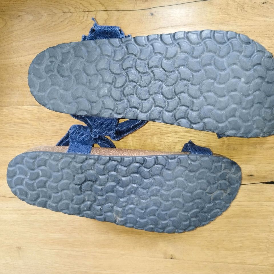 Neuwertig: Grand steps shoes Sandalen für Herren Gr 45 blau in Stuttgart