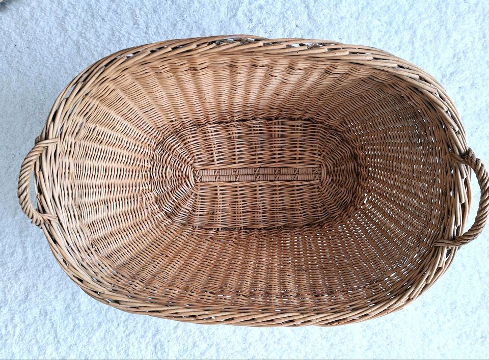 XL Vintage Waschkorb Korb Basket Shabby Chic antik in Fuldatal