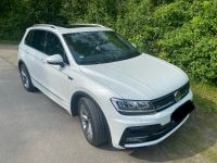 VW Tiguan  2.0 TDI SCR Highline R line Nordrhein-Westfalen - Dinslaken Vorschau