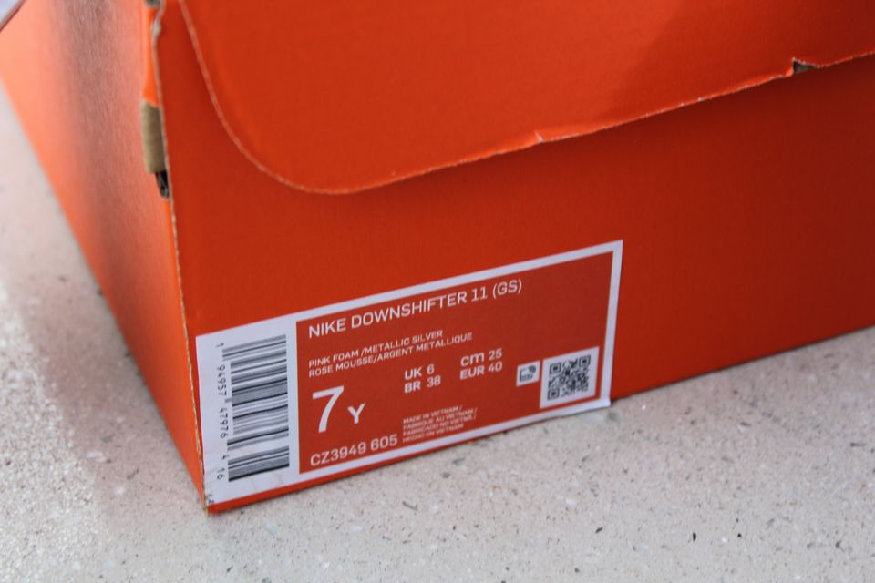 NEU * NIKE Sneaker Turnschuhe Rosa Gr 40 UVP 59,90 € in Bad Tölz