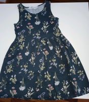 Kleid schwarz mit Blumen von H&M,  Größe 110/116 Baden-Württemberg - Affalterbach   Vorschau