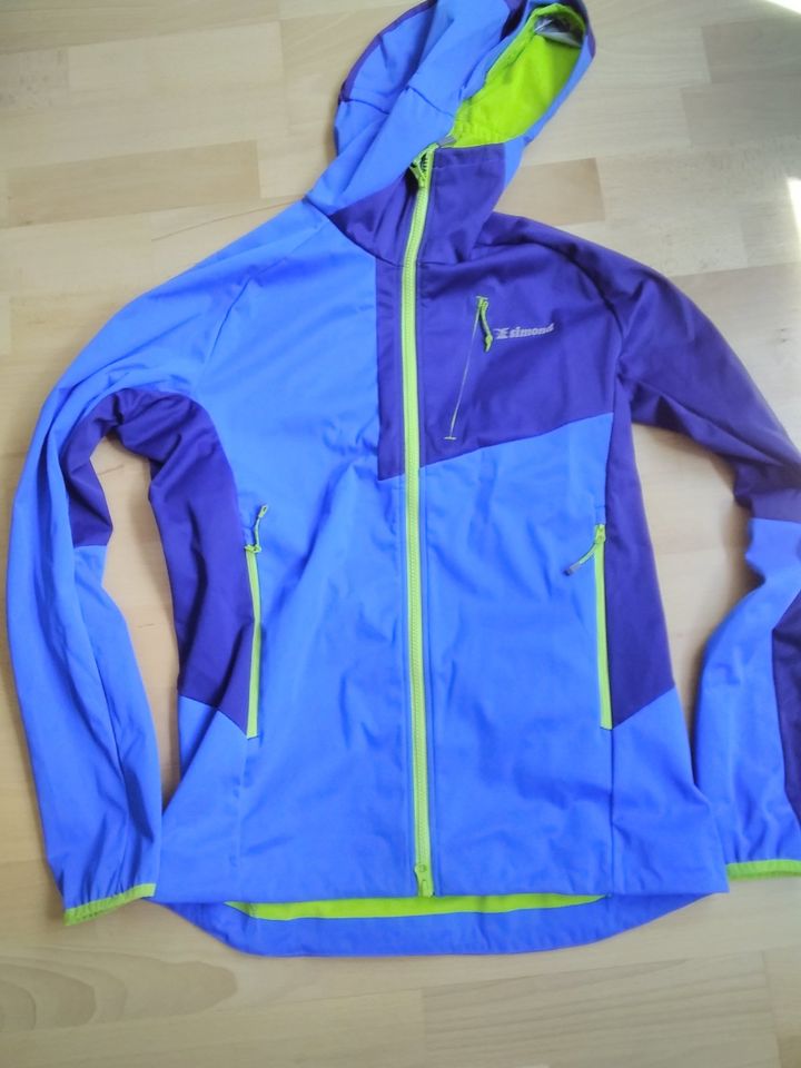 Softshell Outdoor Jacke Simoni in Friedrichshafen