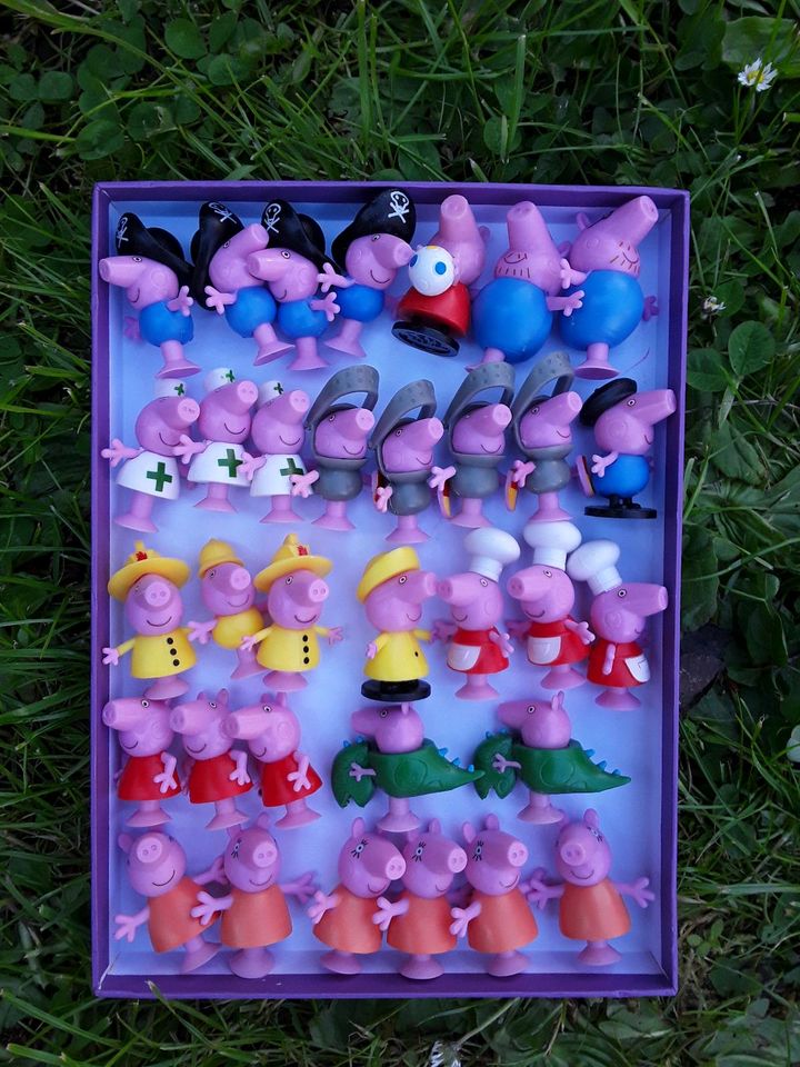 Peppa Wutz Sammelfiguren in Hechingen