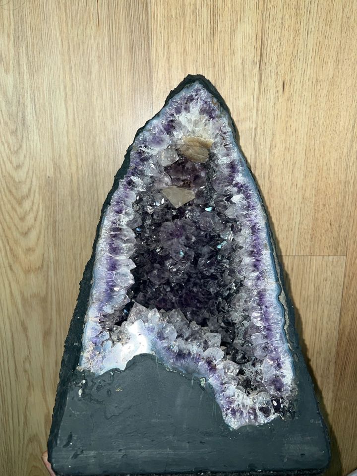 Edelsteine Druse Geode in Plettenberg