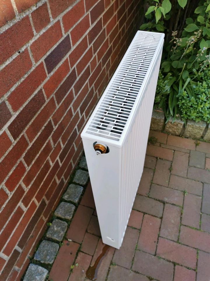 Kermi Ventilheizkörper Typ 22 Anschluß links 500 x 900 x 100 in Ahlen