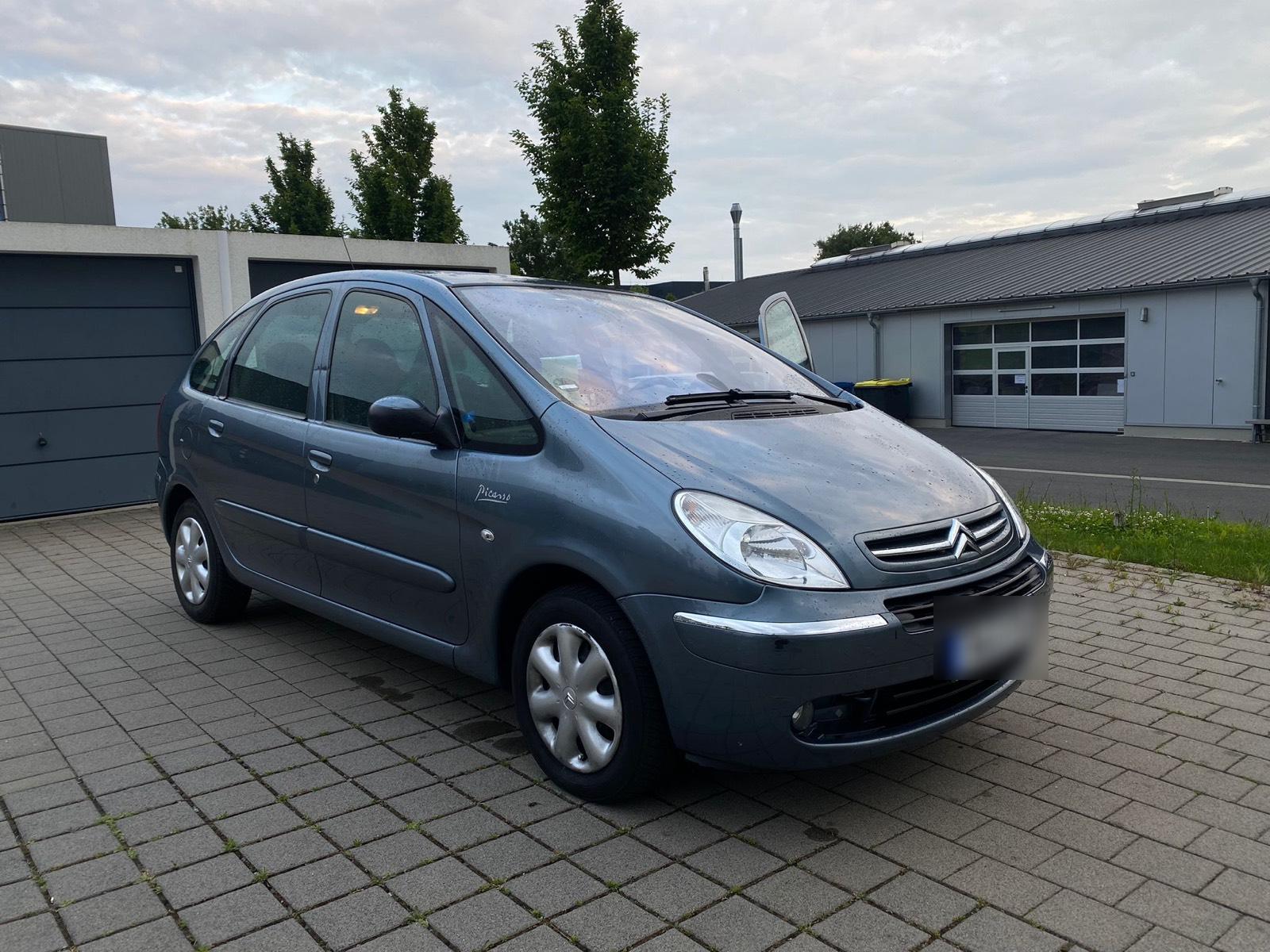 Abbildung des Autos Citroen Picasso Automati…