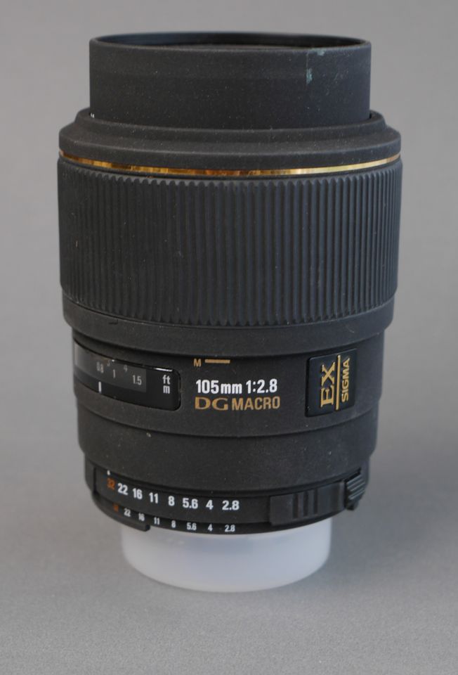 Sigma 105mm / 2,8 Macro DG EX für Nikon AF, Nikkor in Berlin