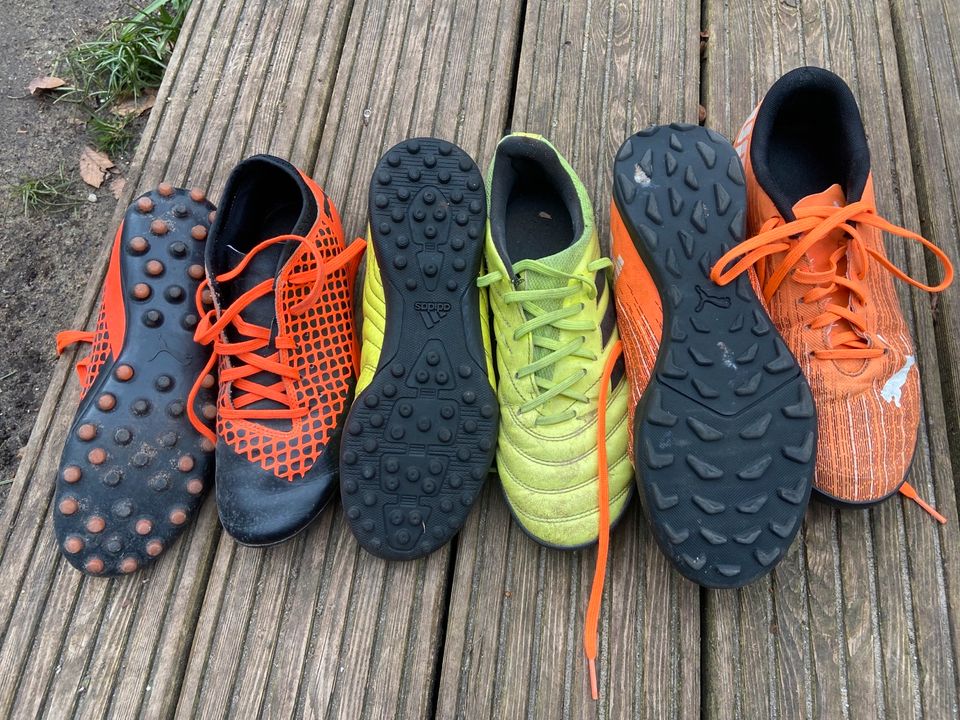 Fußballschuhe Fußball Schuhe Nike Multinocken Gr. 37 in Hamburg