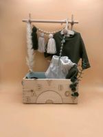 Babygarderobe,Geschenkkiste Geburt, Babyparty,Handmade Kleidung Nordrhein-Westfalen - Hilden Vorschau